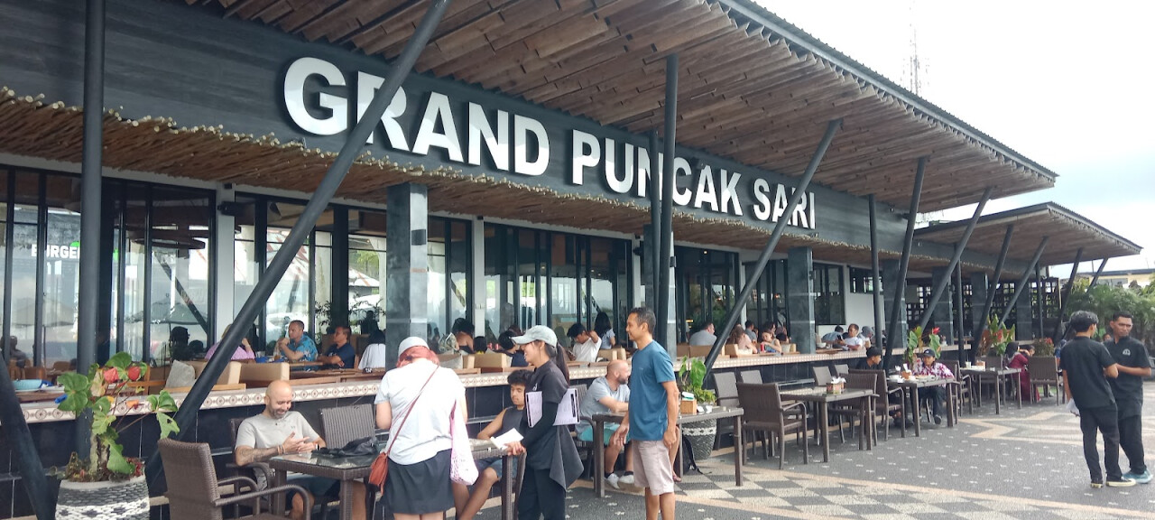 Puncak Sari Rumah Makan