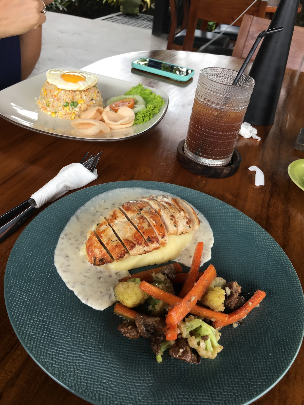 BD Resto and Bar ( Japanese , Western, and Asian Food )