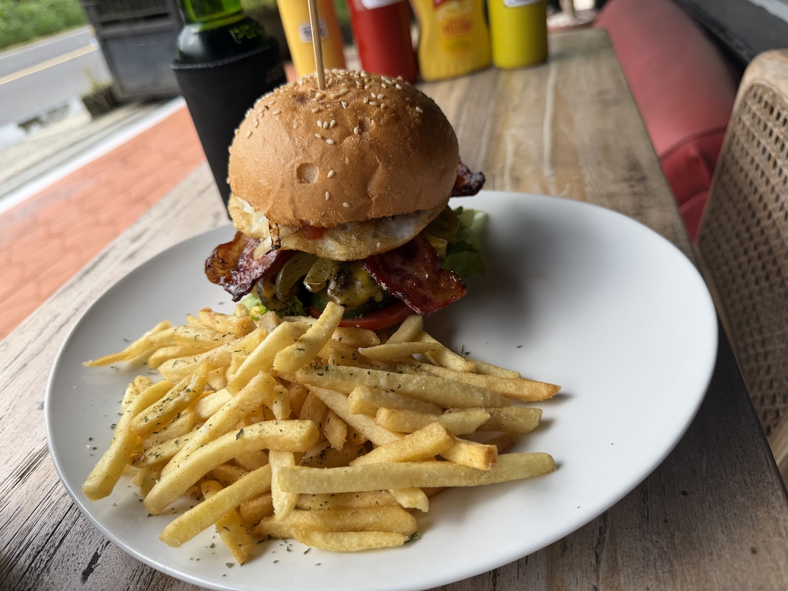 Joenat's Treasure Fun Bar and Grill