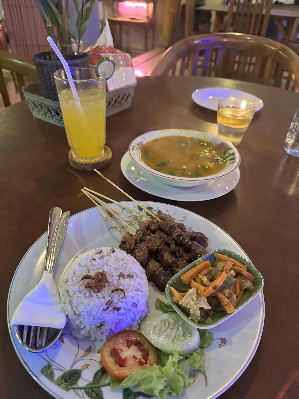 Warung Moglong
