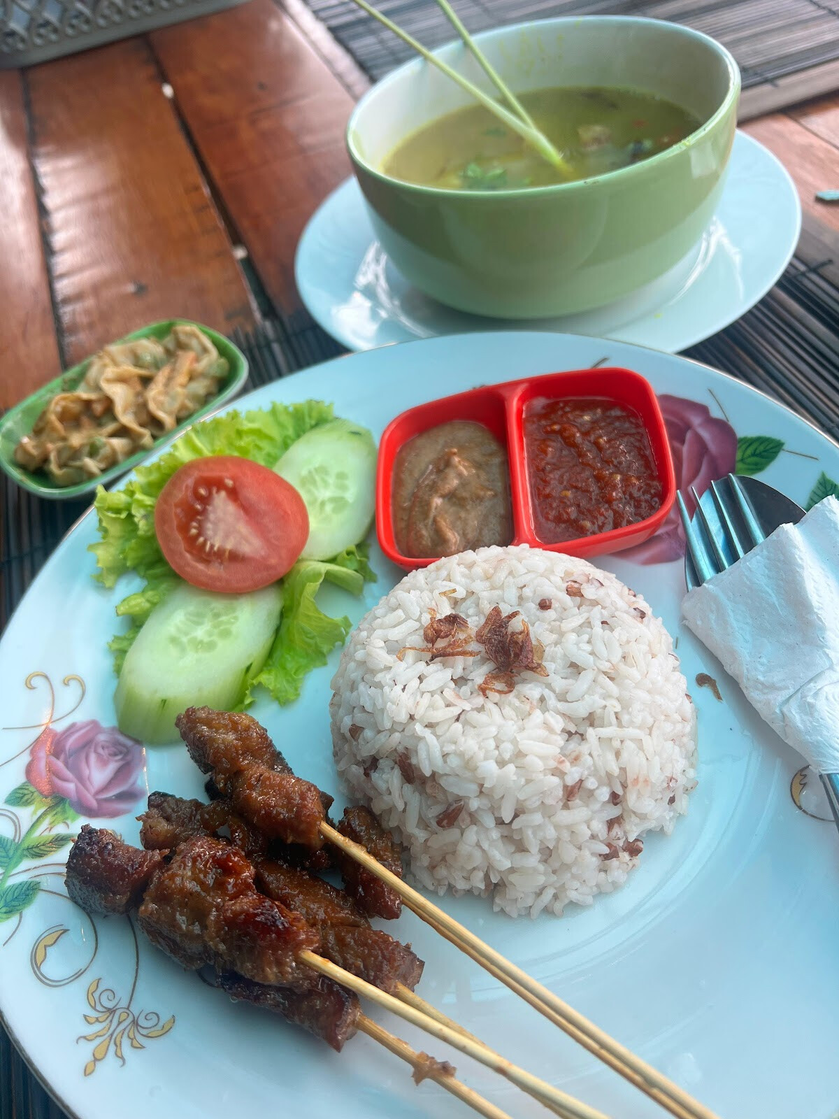 Warung Moglong