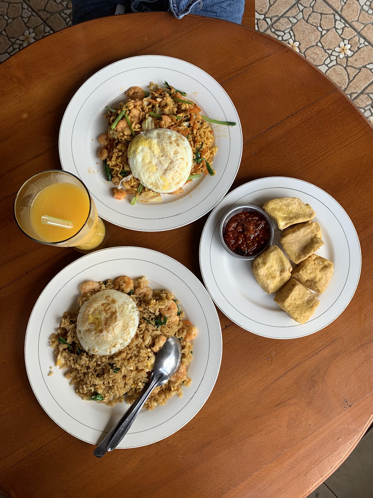 Warung and Angkringan Pacung Panorama