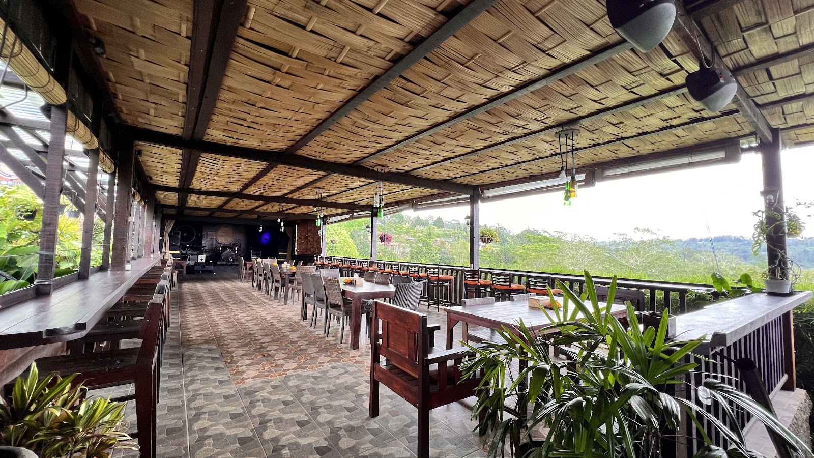 Warung Taman Gemitir