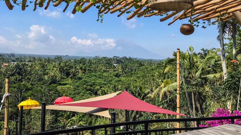 Sari timbul resto by kububali