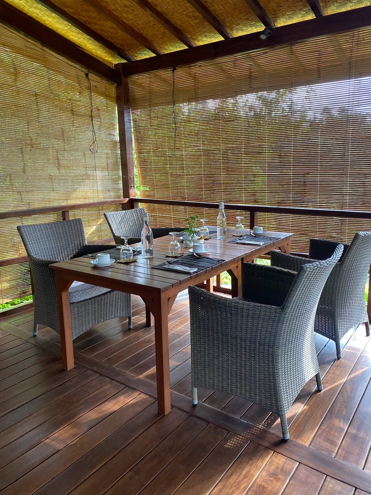 Suarapura Restaurant