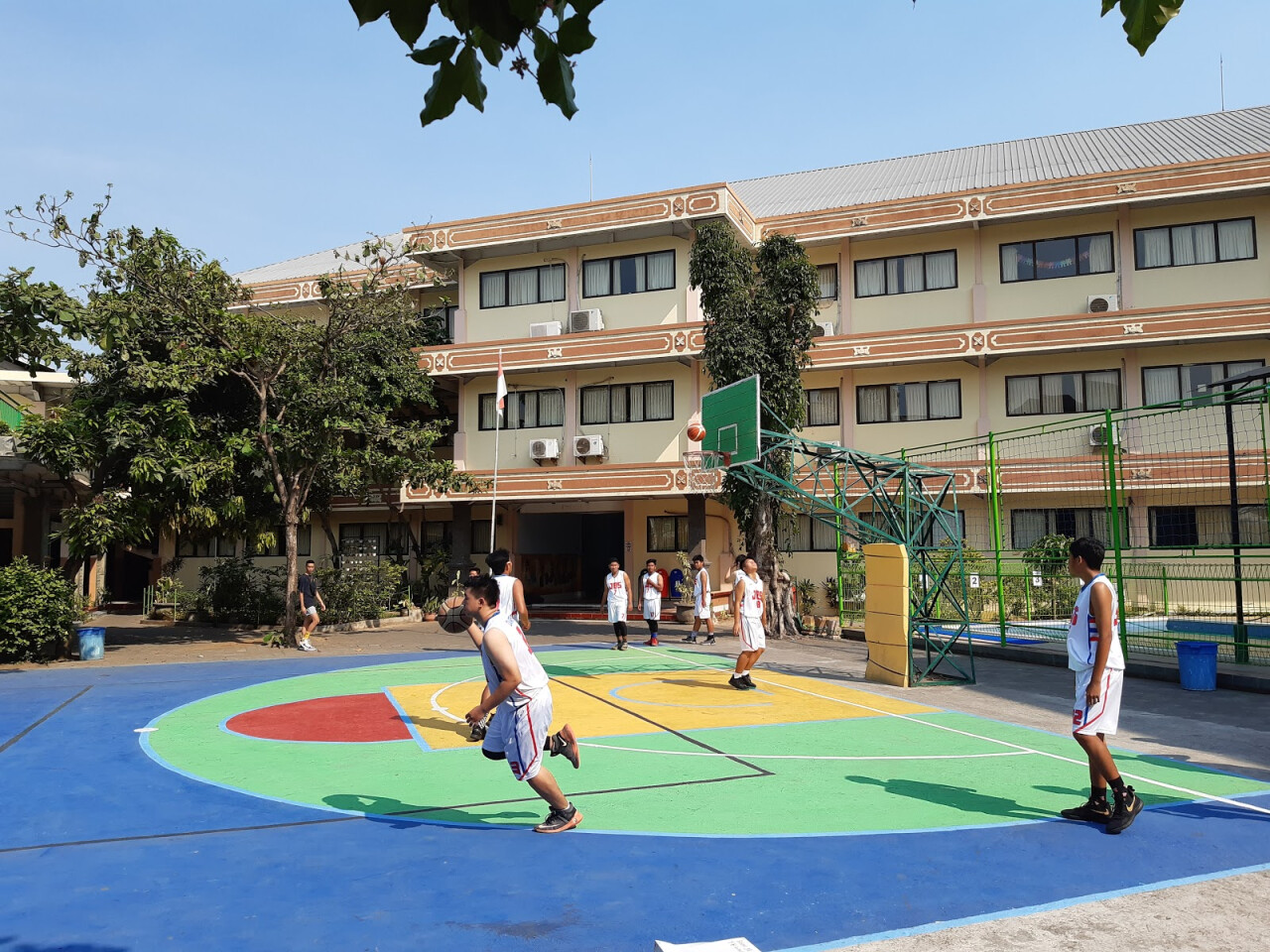 Jembatan Budaya School