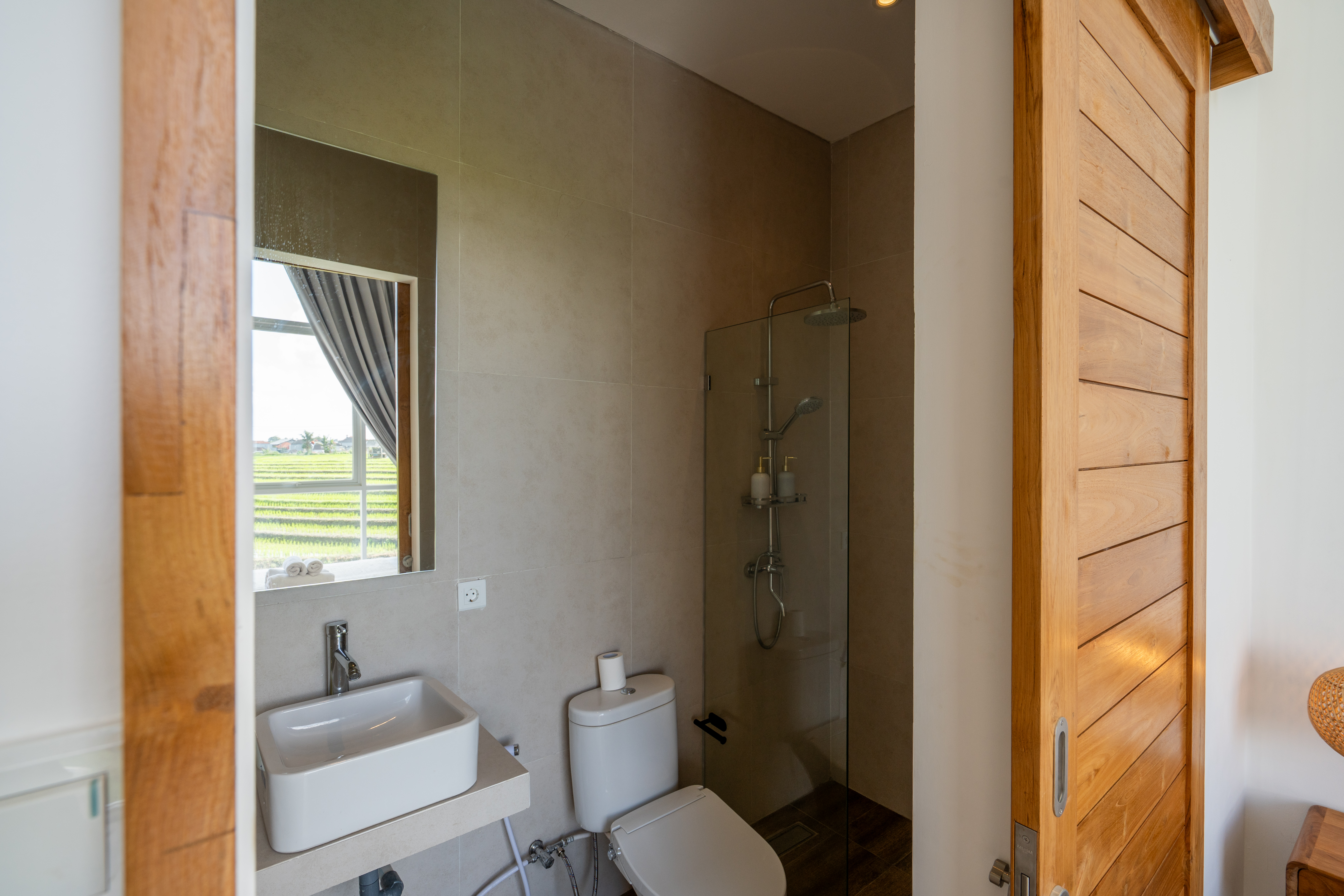 Вилла sunrise bliss Тибубененг 80м² 2 спальни