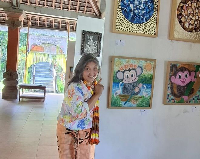 Goа Gajah превратилась в галерею: там проходит выставка 28 балийских художников