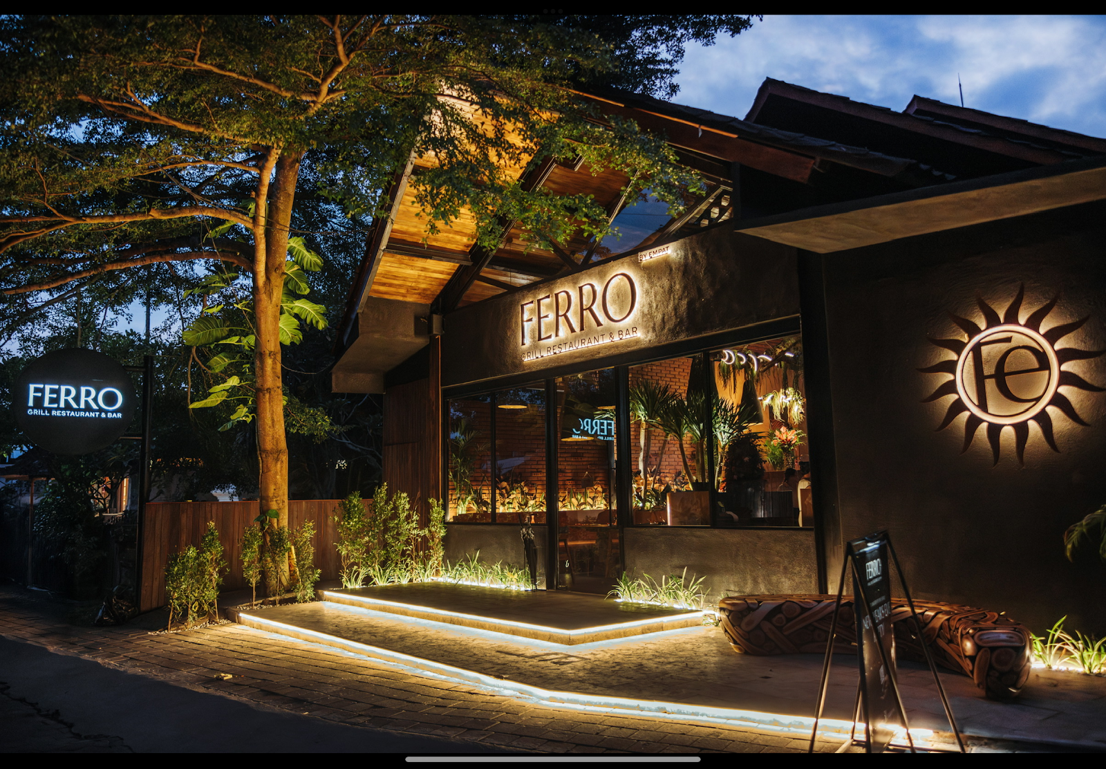 FERRO Grill Restaurant &  Bar