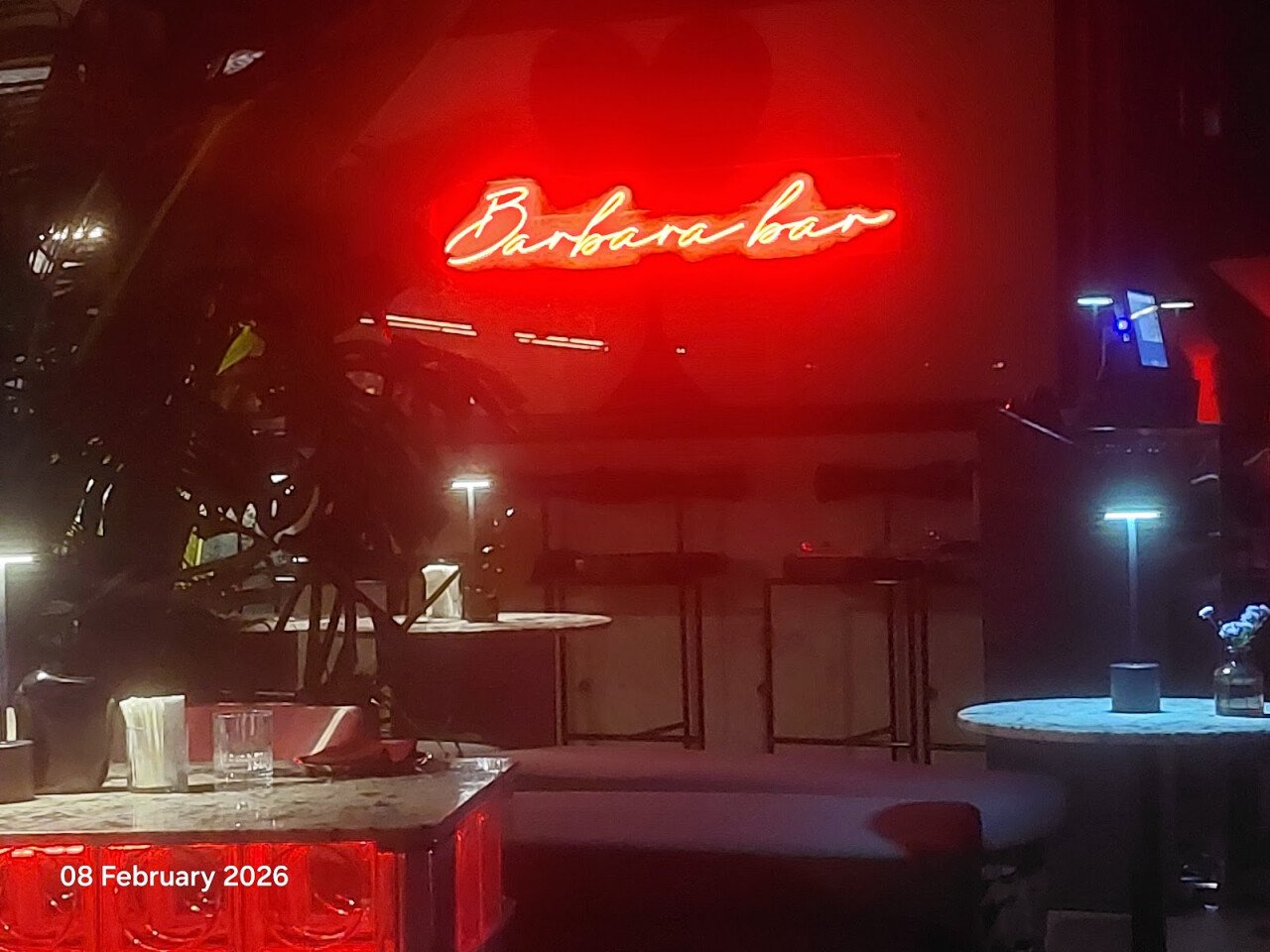 Barbara Bar