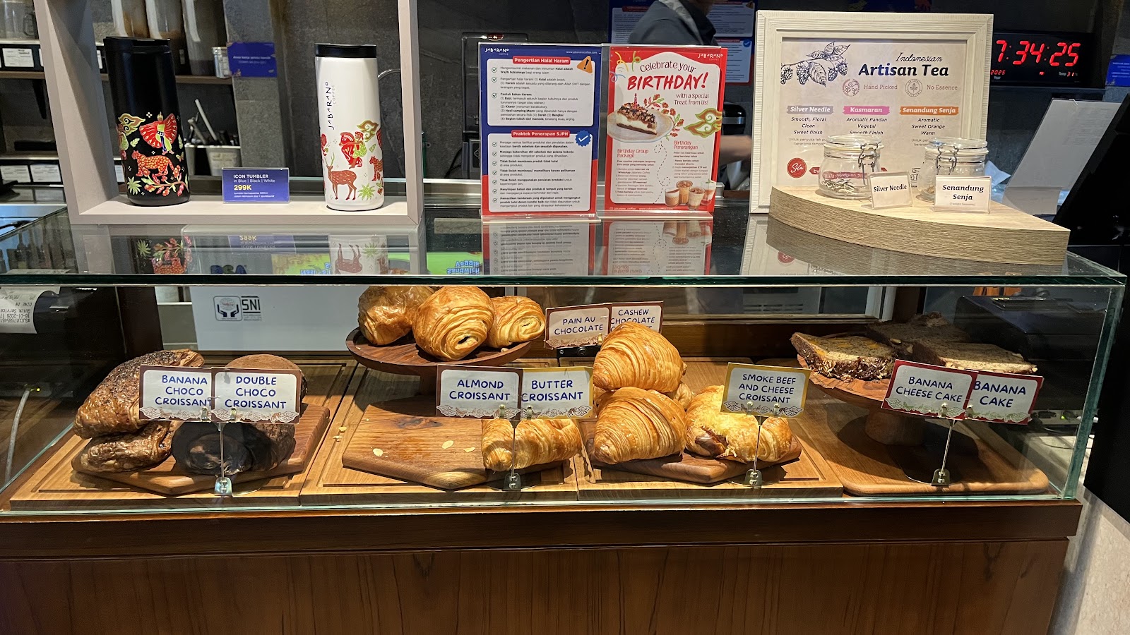 Jabarano Coffee - Indonesia Specialty Coffee | Halal Food | Coffee Pastry - Javan Surili 6.0 Ubud Bali