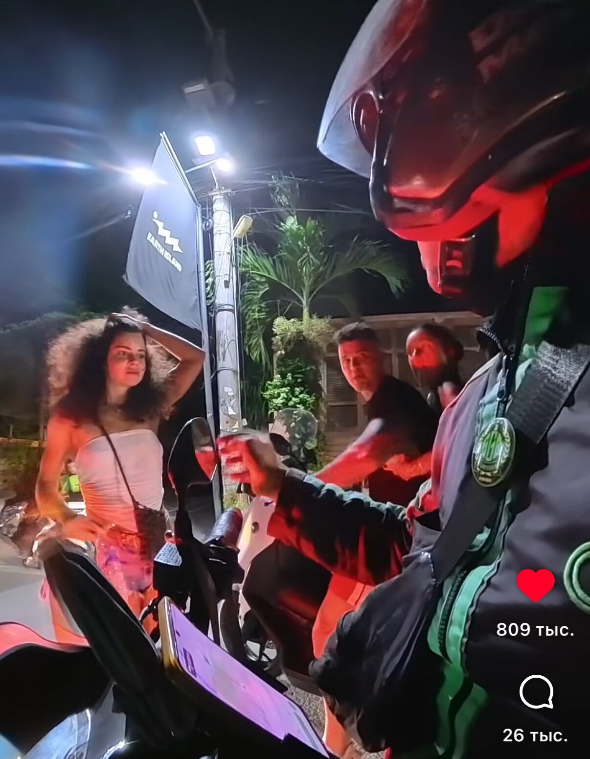 Иностранец на Бали протаранил таксиста Grab и обматерил его: видео возмутило индонезийцев