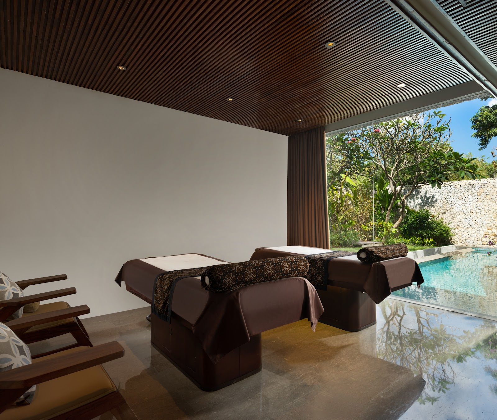 Anantara Spa at 
Anantara Uluwatu Bali Resort