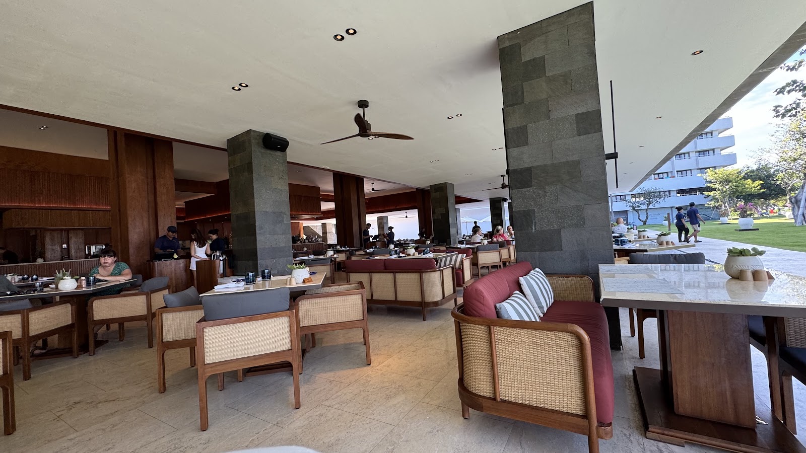 Arunika Restaurant by The Meru Sanur