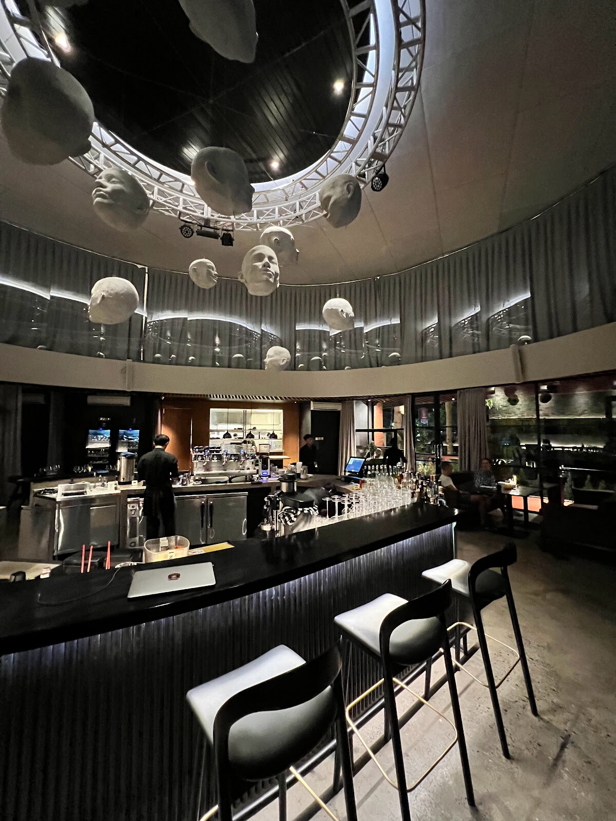 HEDONIST restaurant | shisha lounge | co-working