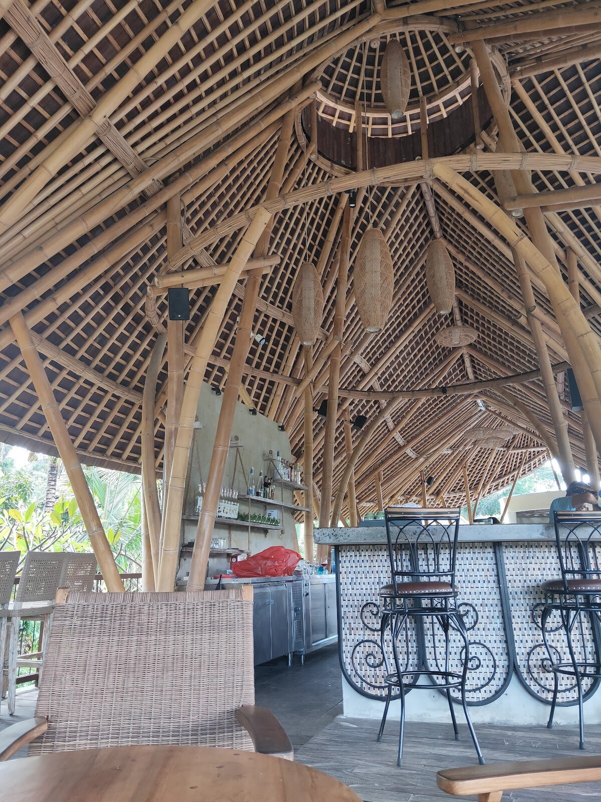 T'dung Restaurant Pool & Bar