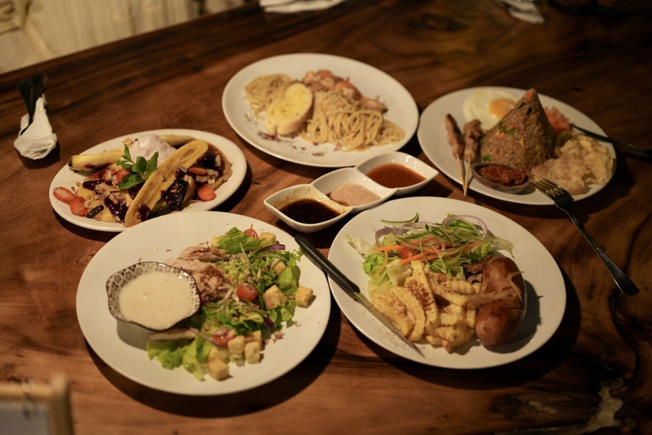 Mambo Beach Restaurant | Beach Bar & Cafe Nusa Penida