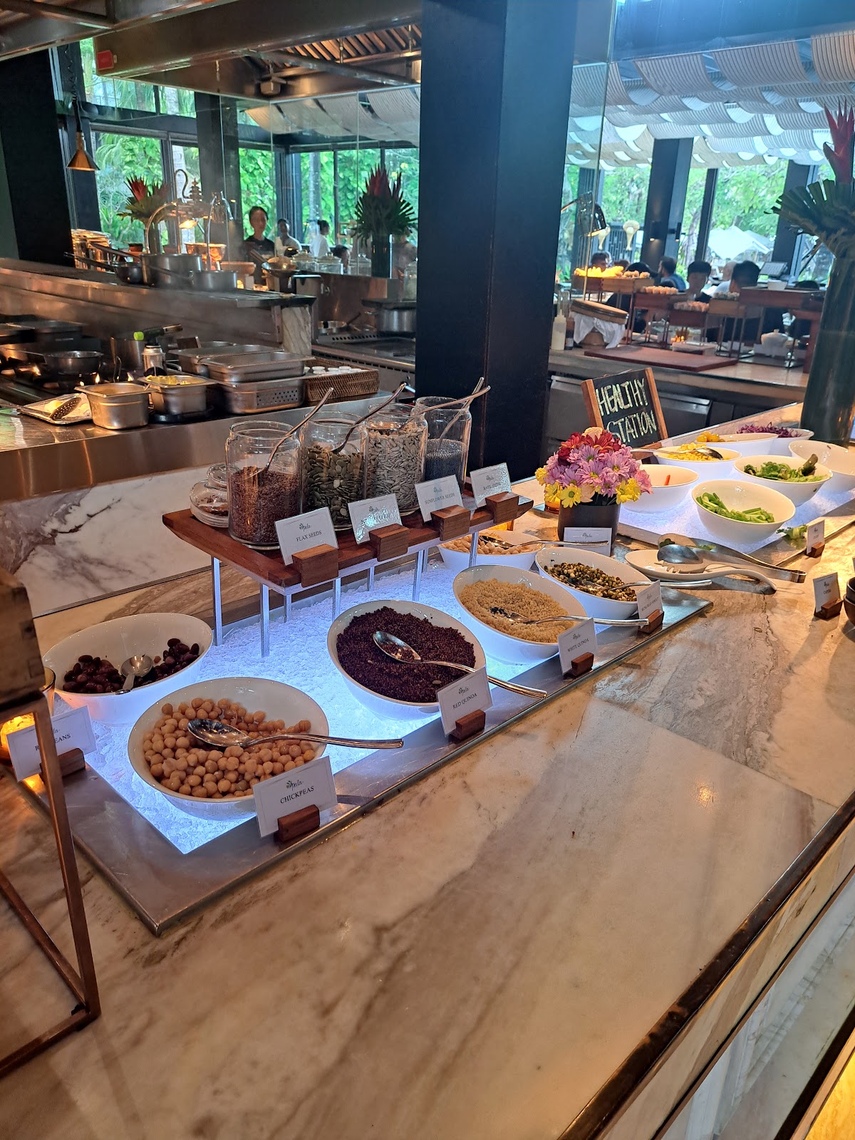 Pala Restaurant & Rooftop Bar