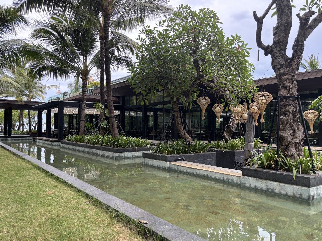 Pala Restaurant & Rooftop Bar