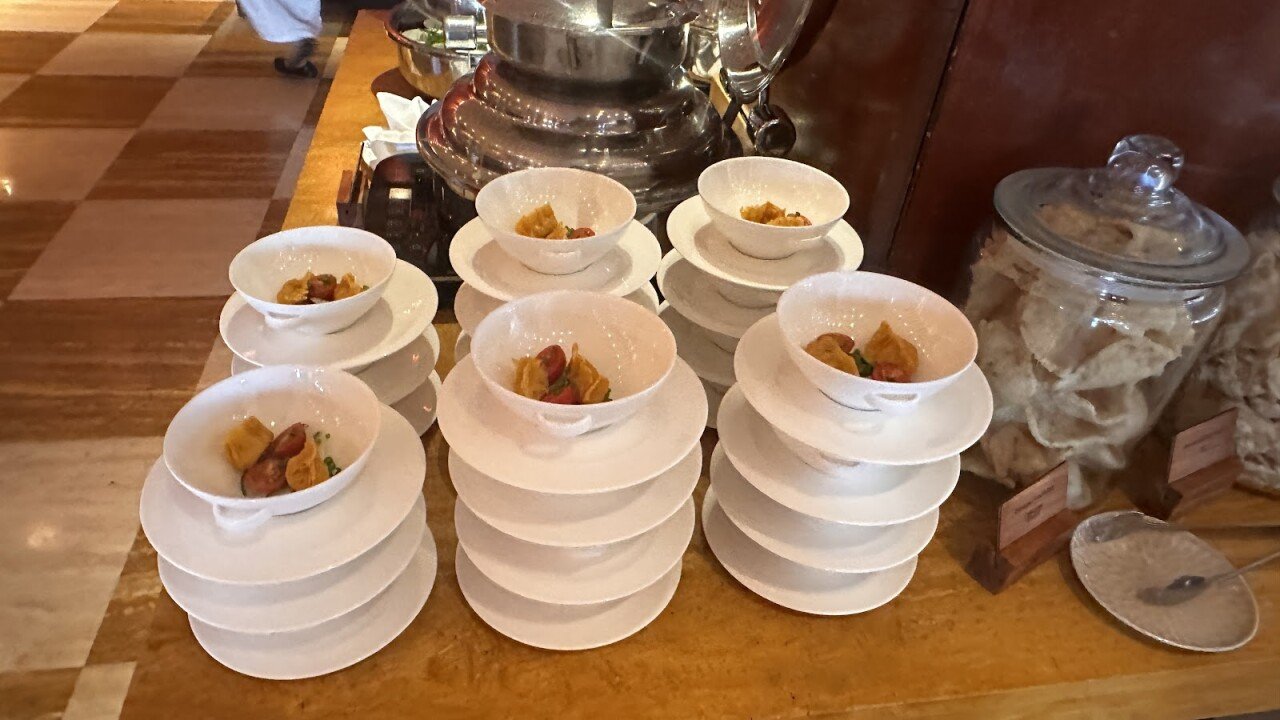 Boneka Restaurant