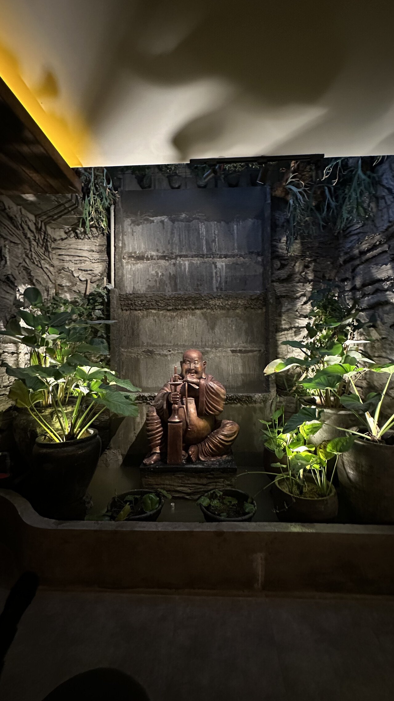 Eden Lounge Uluwatu — Restaurant with live music