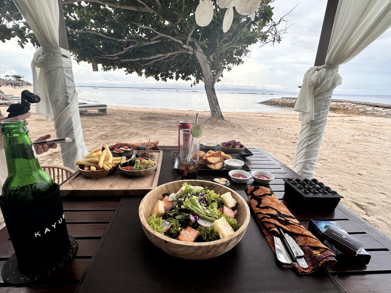 Kayumanis Beach Bar & Grill Nusa Dua