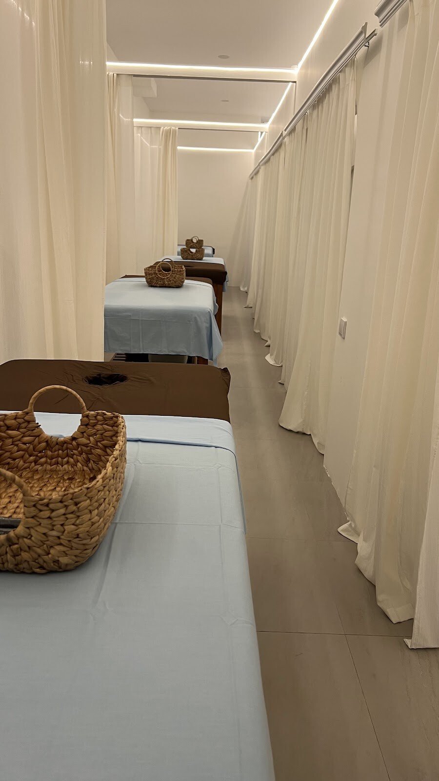 Spa Shell Massage