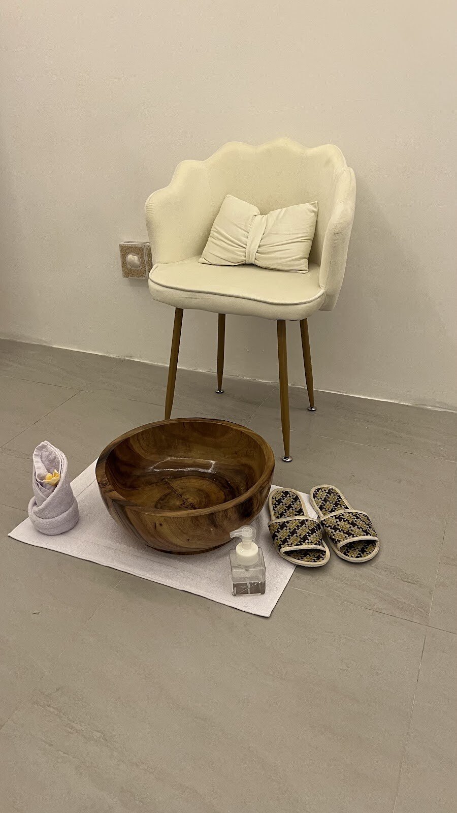 Spa Shell Massage