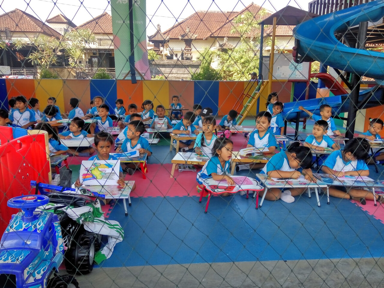 Warung Dadi Wahana Bermain Anak