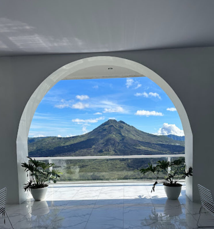 Caldera Hotel & Restaurant