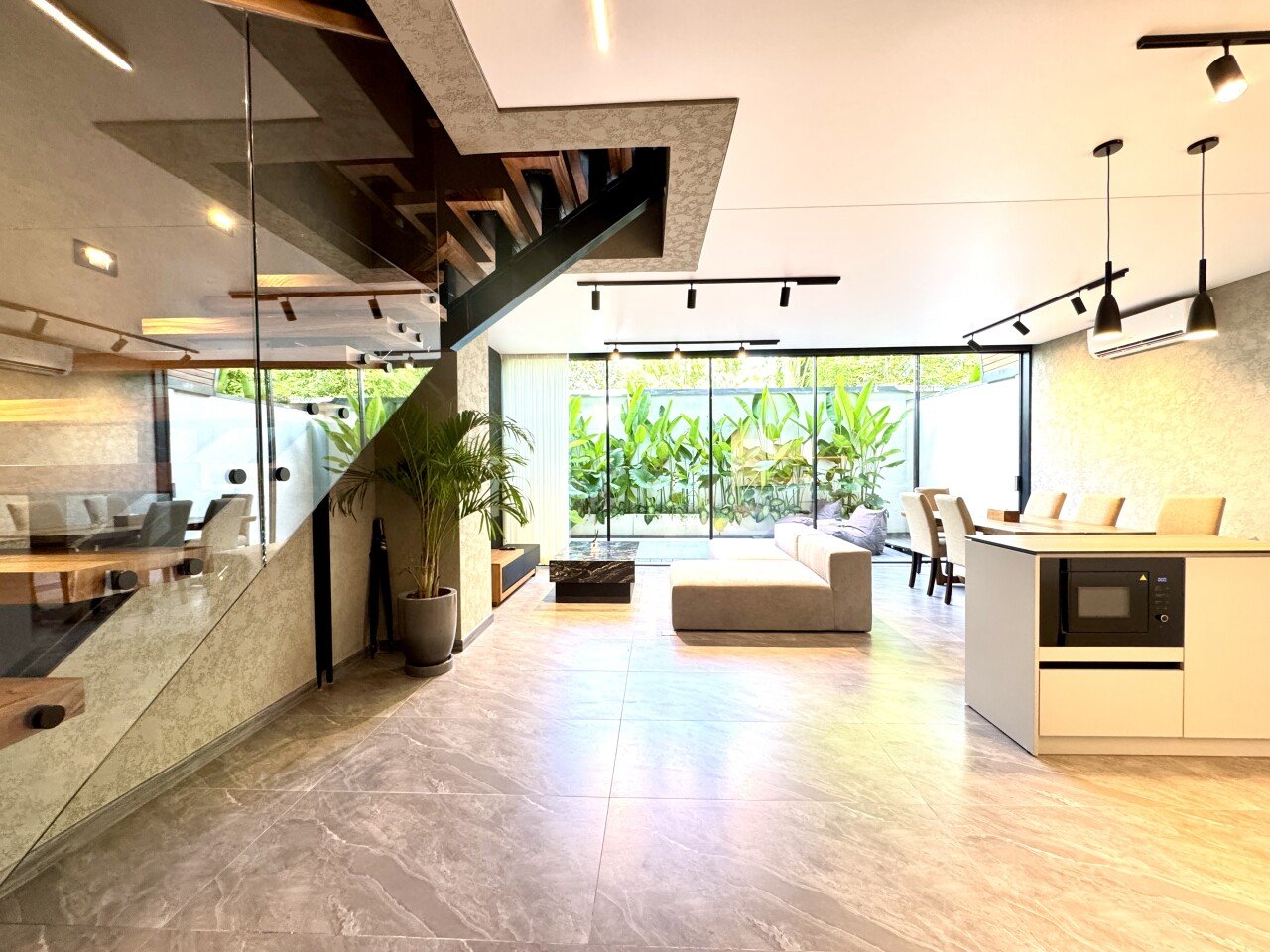 Таунхаус luxury loft таунхаус 2br — умалас, бали Керобокан 120м² 2 спальни