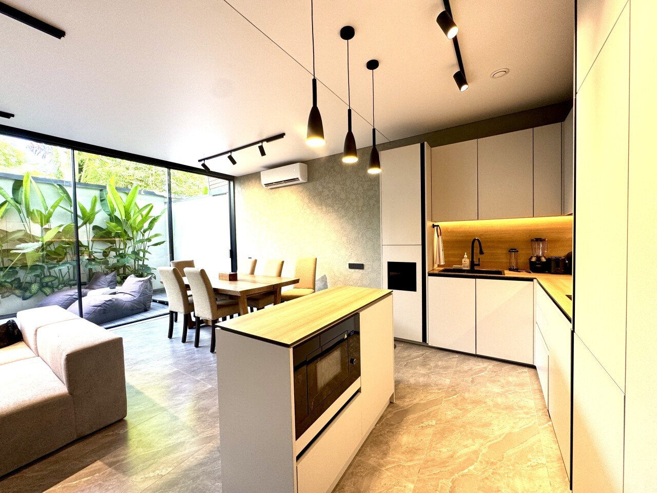 Таунхаус luxury loft таунхаус 2br — умалас, бали Керобокан 120м² 2 спальни