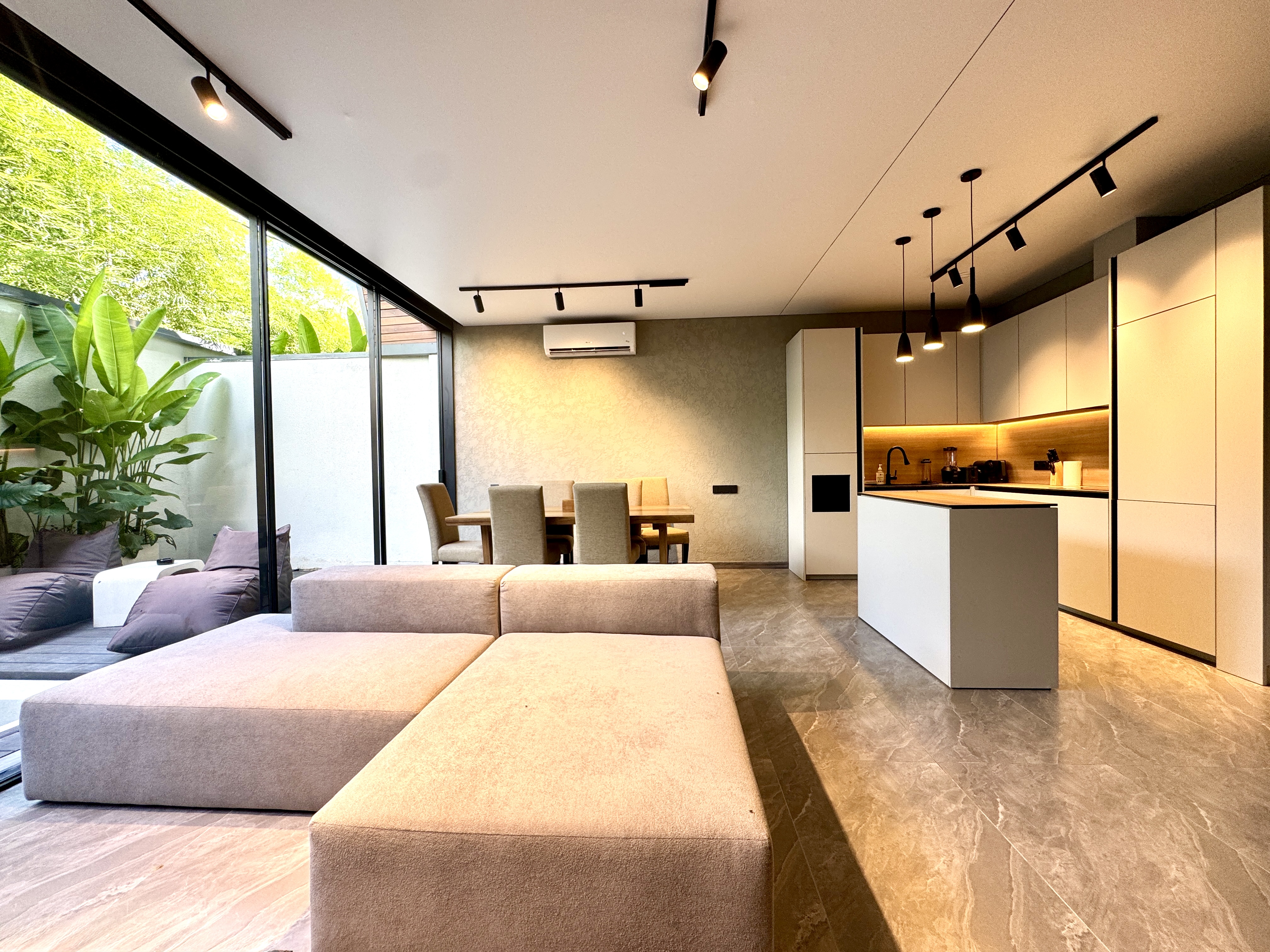 Таунхаус luxury loft таунхаус 2br — умалас, бали Керобокан 120м² 2 спальни