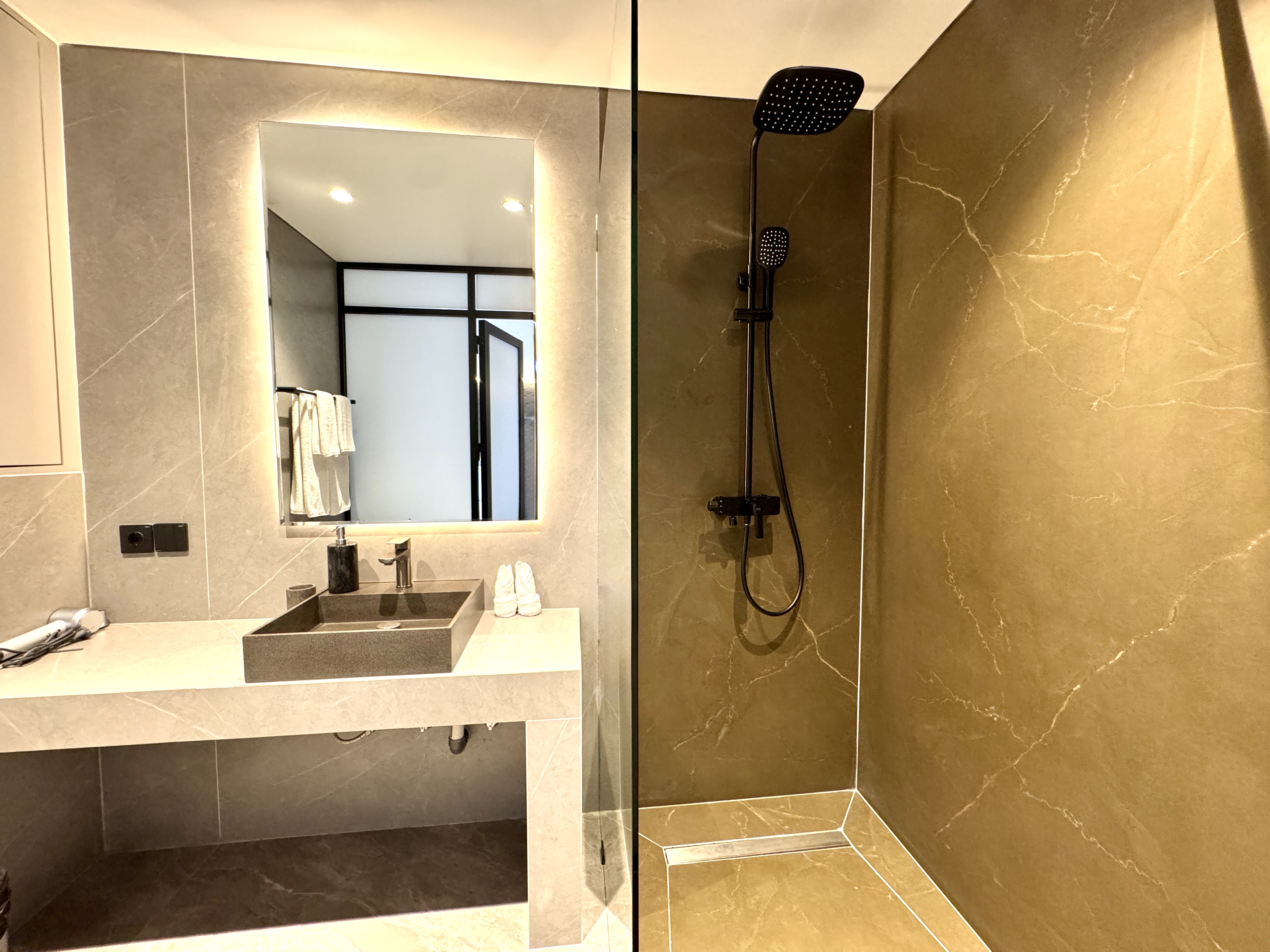 Таунхаус luxury loft таунхаус 2br — умалас, бали Керобокан 120м² 2 спальни