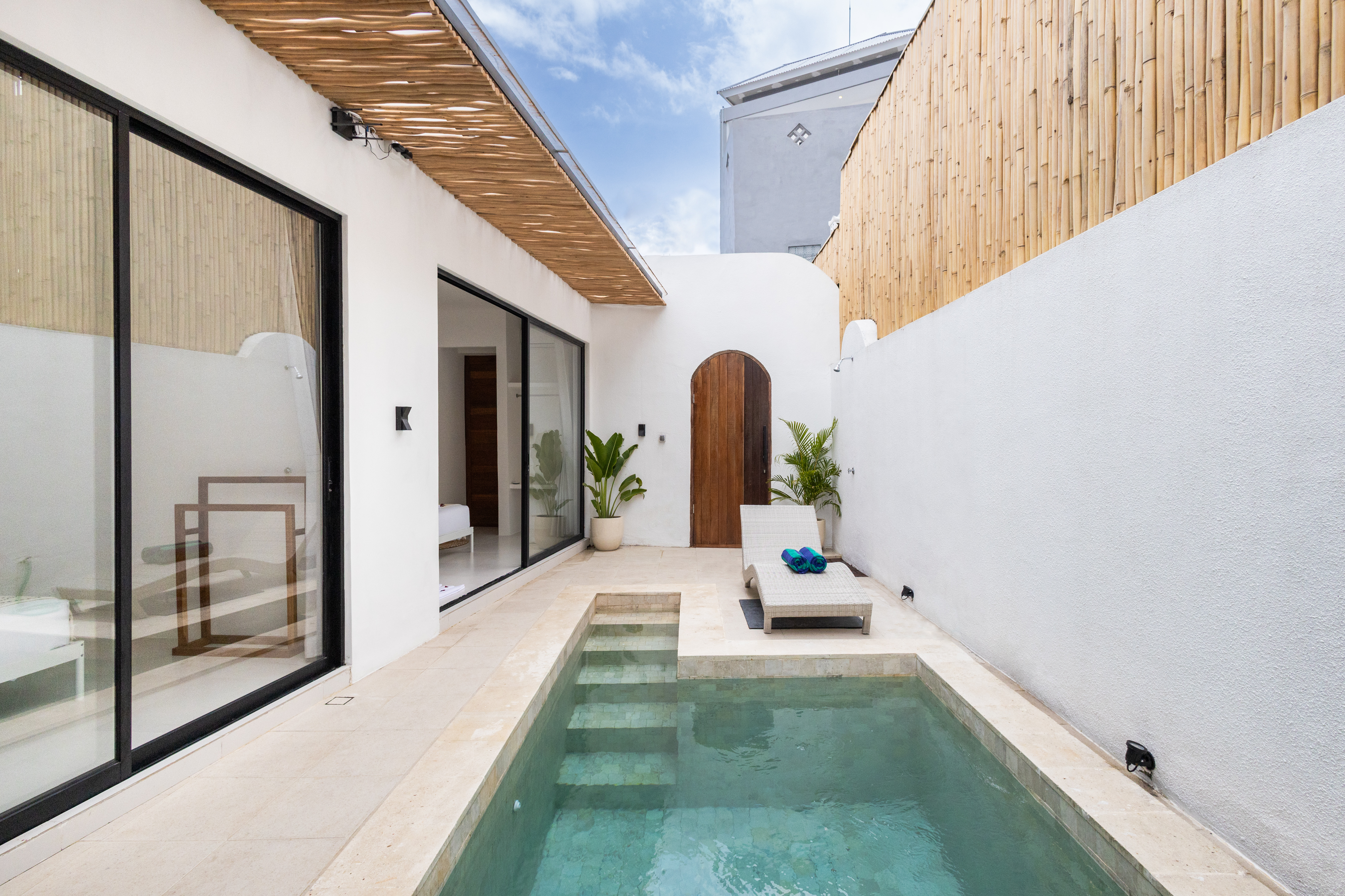 Вилла современная вилла 2br с бассейном и руфтопом Чангу 90м² 2 спальни