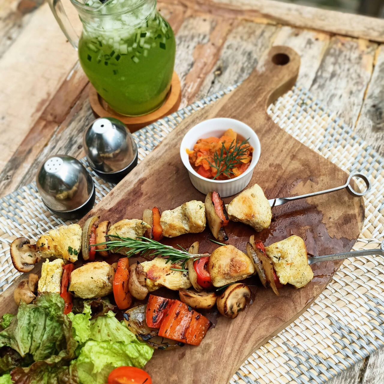 Vkusno Cafe