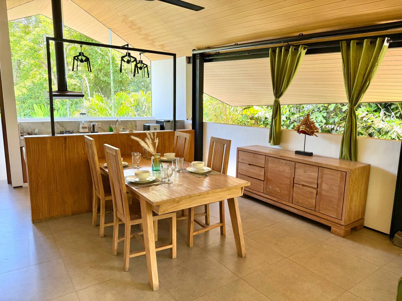 Вилла современная Беноа (нуса дуа) 2 спальни