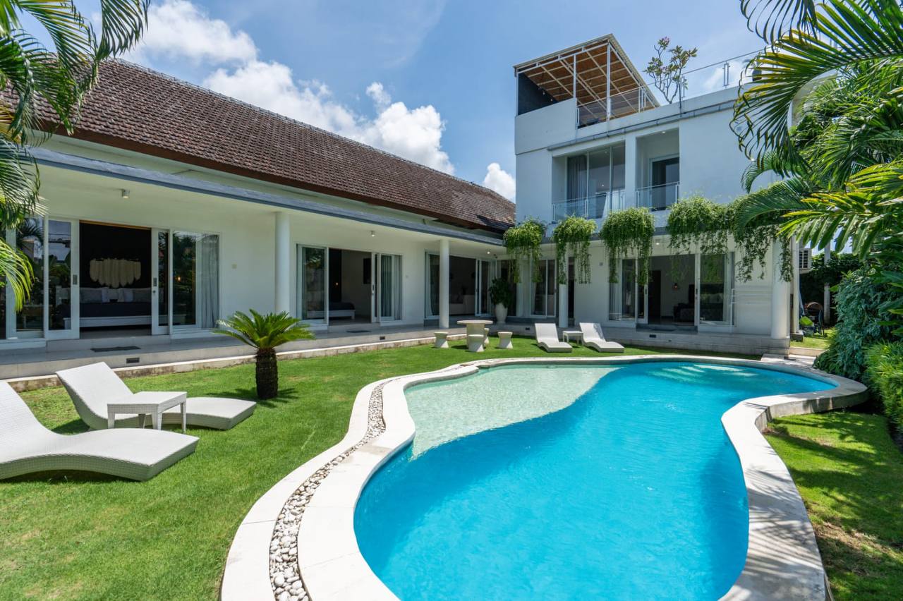 Вилла современная Чангу 650м² 4 и более спален