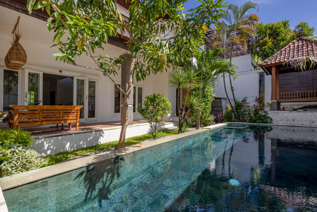 Вилла просторная Керобокан 3 спальни