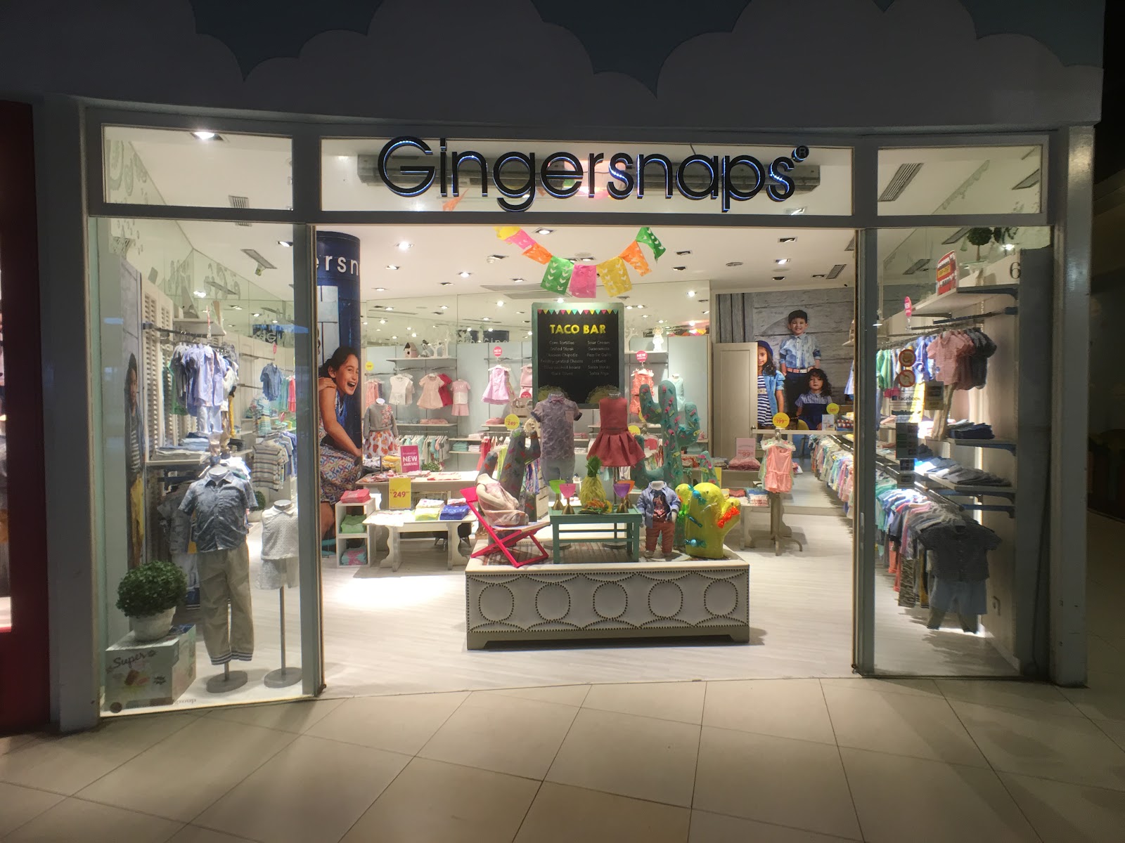 Gingersnaps Beachwalk Bali