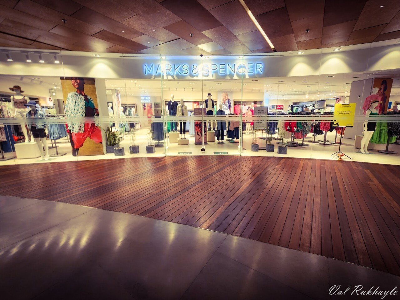 Marks & Spencer