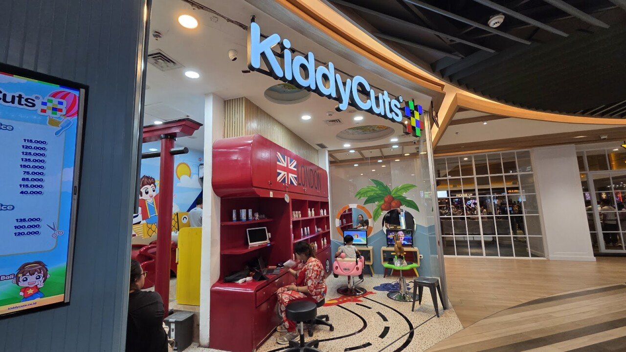 Kiddy cuts living world Denpasar