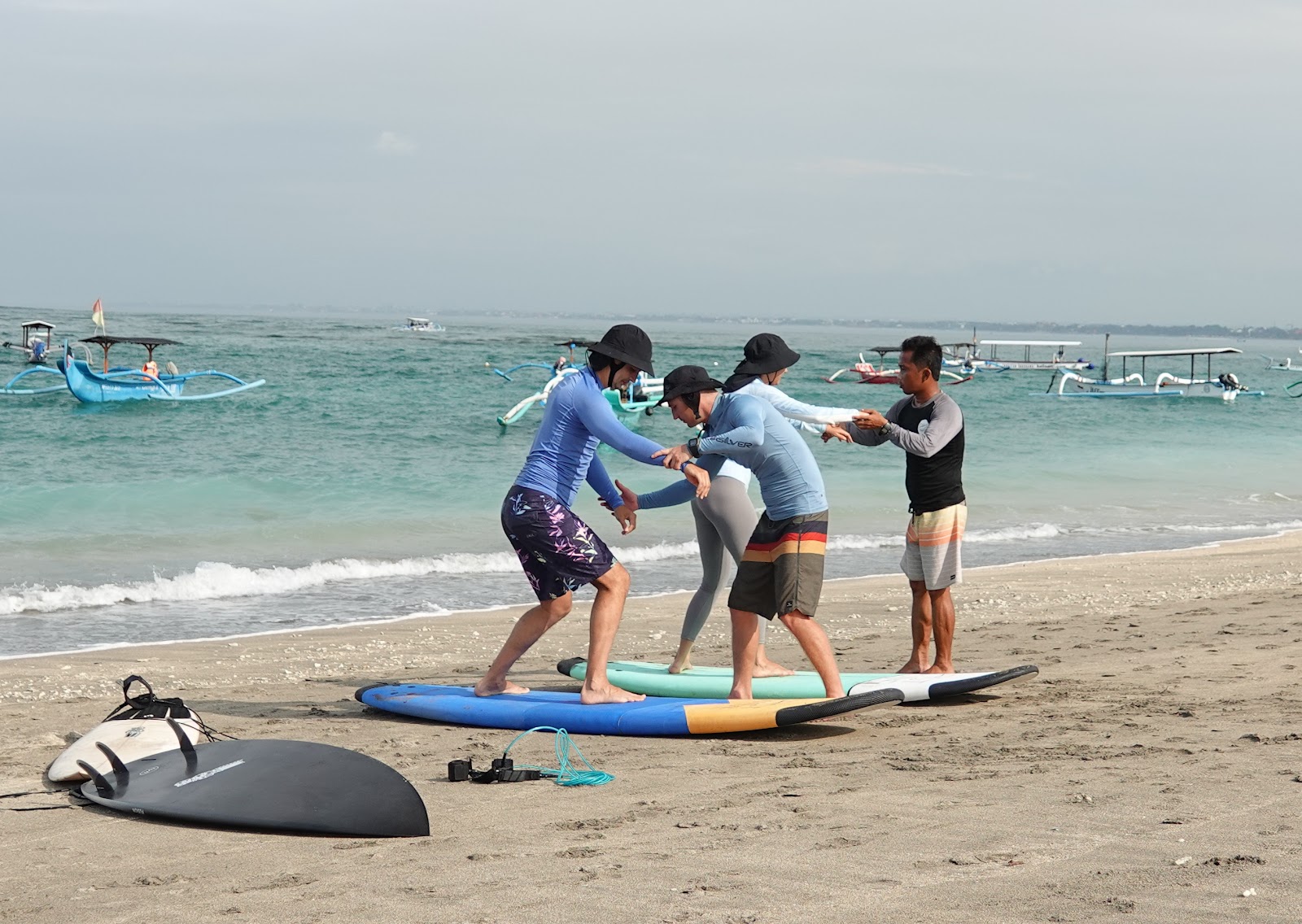 FIRST WAVE Школа серфинга