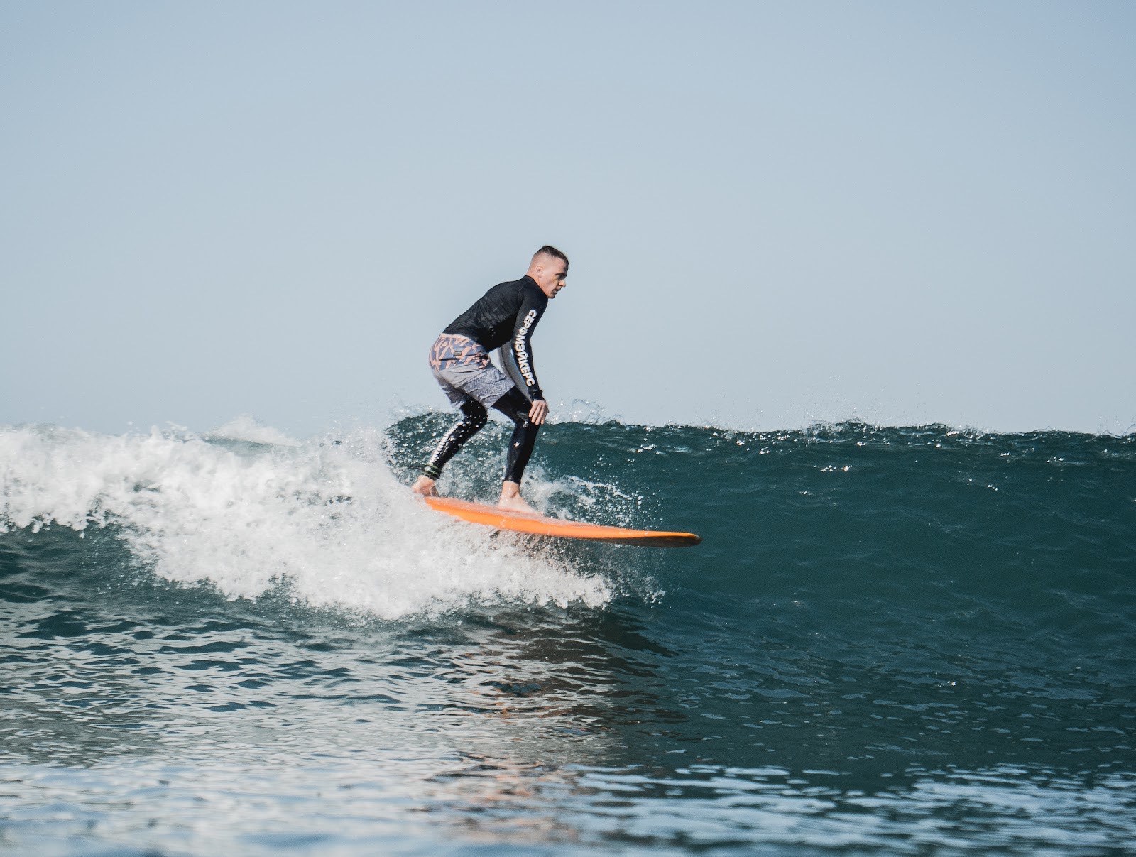 Школа серфинга на Бали Surfmakers