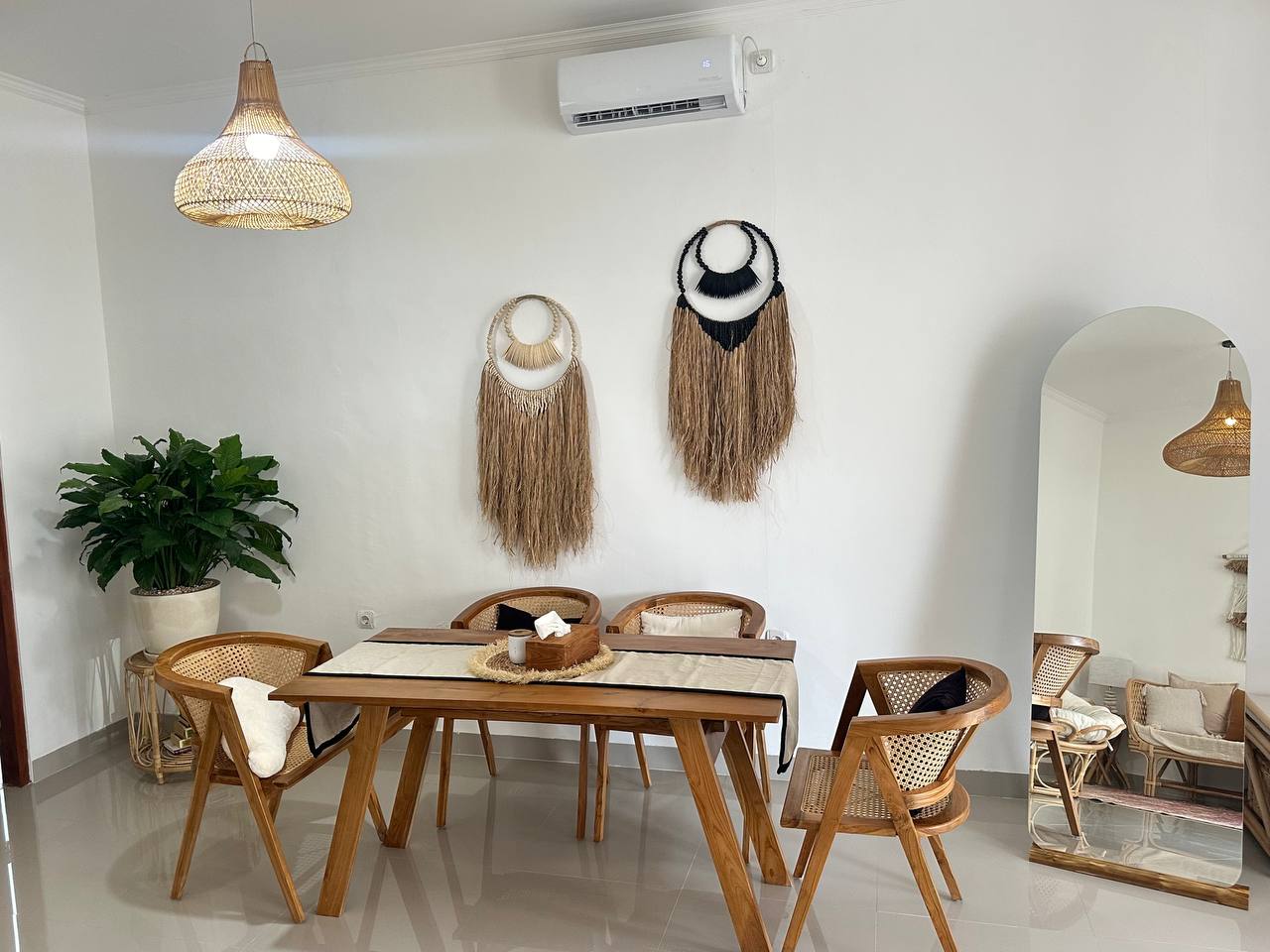 Вилла просторная Мунггу 2 спальни