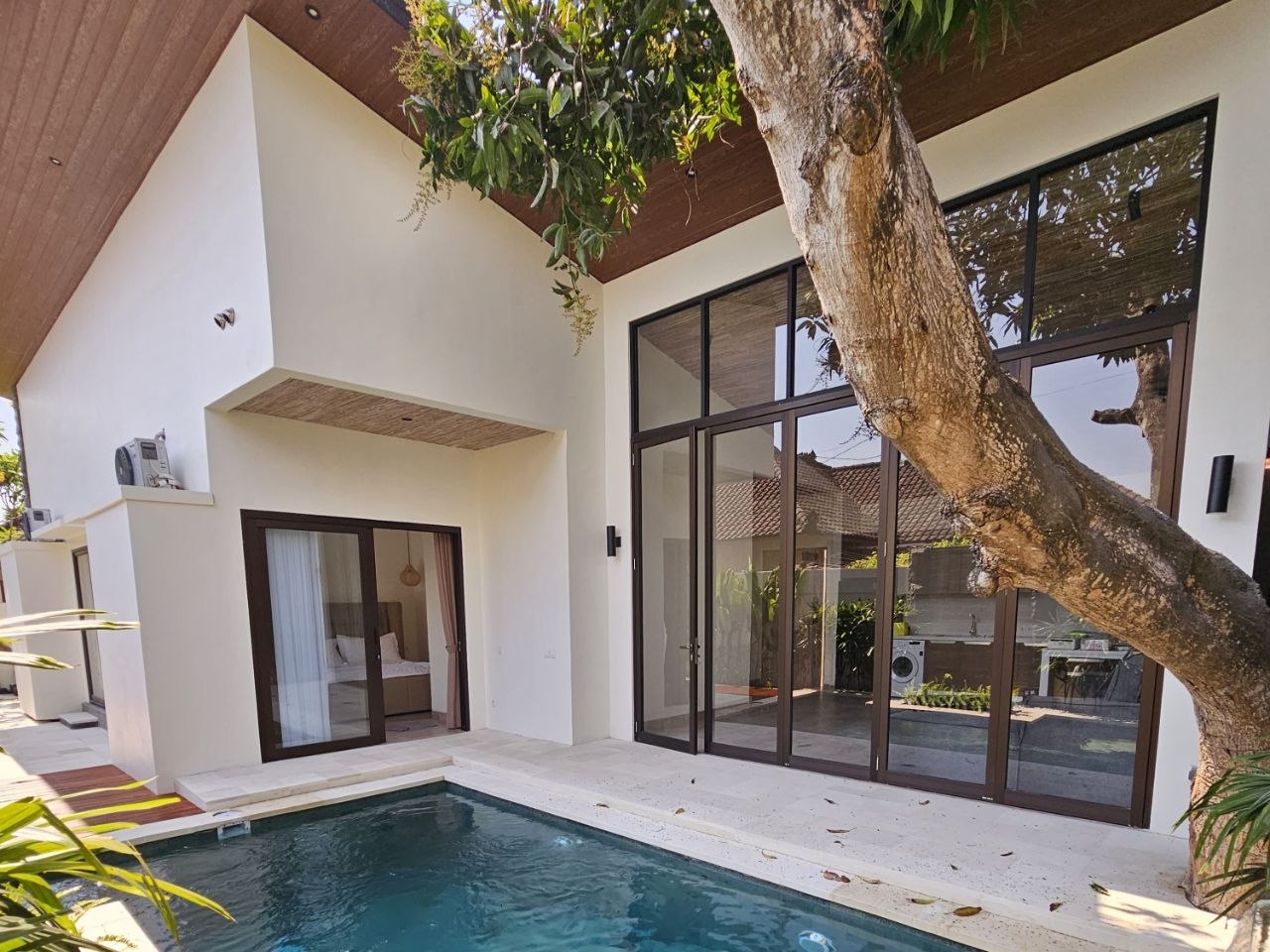 Вилла новая Унгасан 4 и более спален