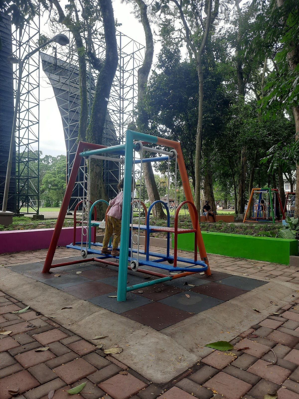 Taman Bermain Dan Taman Olahraga