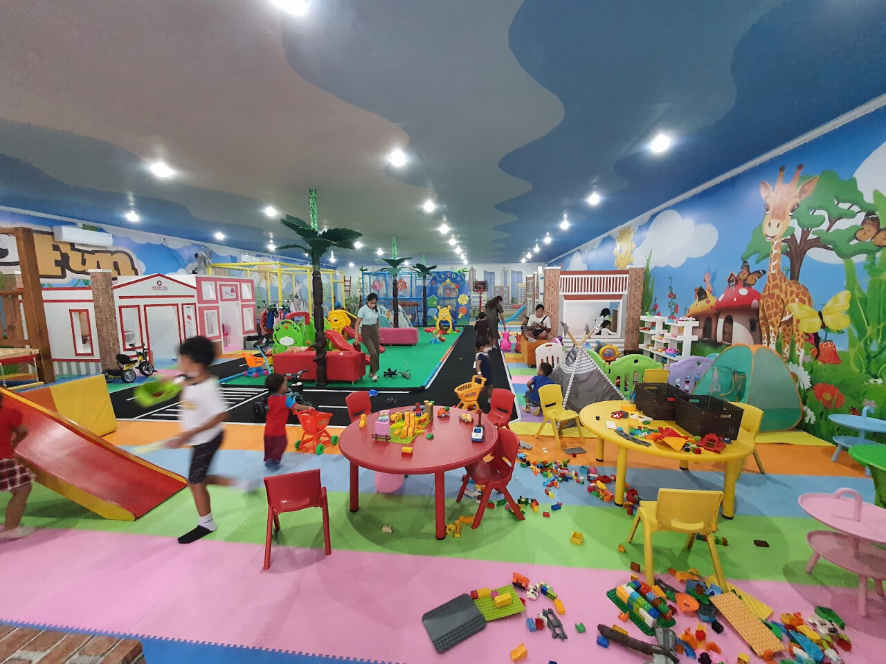 Lalaboo Kids Playground & Cafe