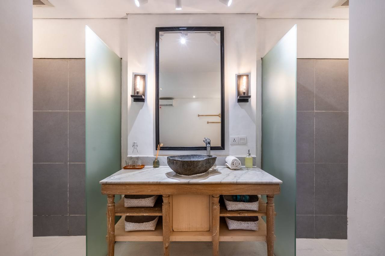 Вилла просторная Беноа (нуса дуа) 2 спальни