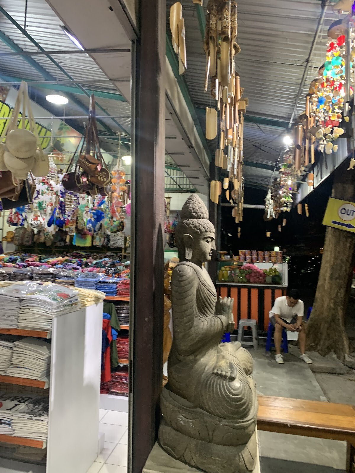 Serimpi Bali